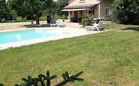 Gite A La Campagne Avec Piscine